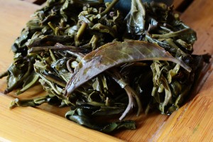 Yiwu purple puer tea leaves
